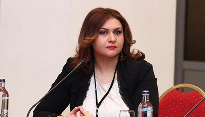 ԱԱԾ բերման ենթարկված ադրբեջանագետ Անժելա Էլիբեգովան դուրս է եկել ԱԱԾ-ից