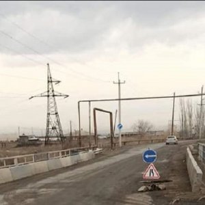 Մասիս-Ջրառատ ճանապարհի կամրջի երթևեկելի հատվածը միակողմանի փլուզվել է