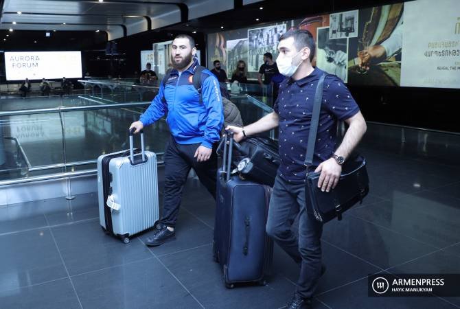 Ծանրամարտի հավաքականը ժամանեց Երևան
