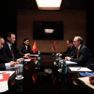 ՀՀ-ի ու Ղրղզստանի ԱԳ նախարարները մտքեր են փոխանակել միջազգային և տարածաշրջանային անվտանգության հարցերի շուրջ
