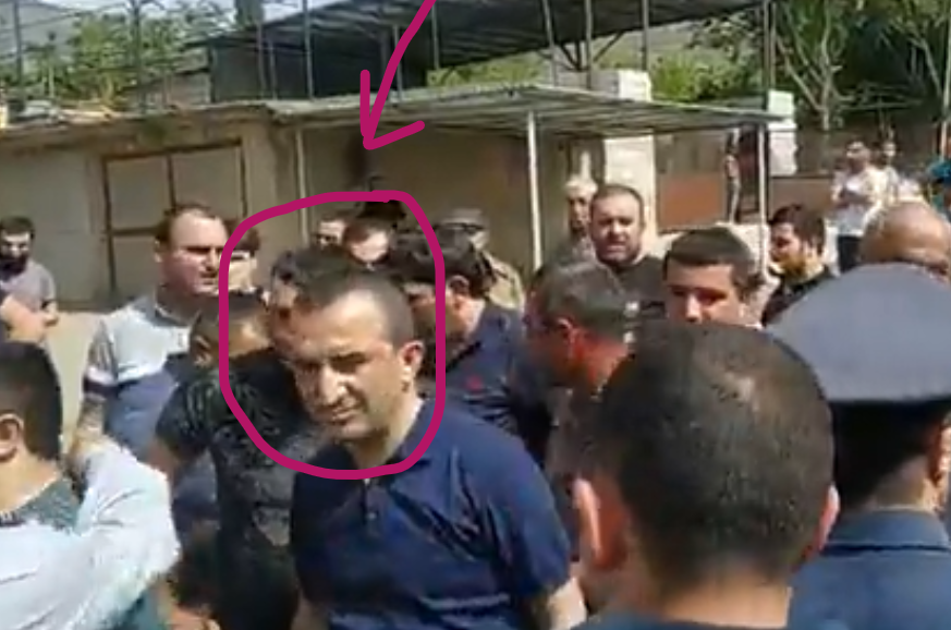 Սյունիքում վարչապետի այցի դեմ խուլիգանություն կազմակերպելու մեջ մեղադրվող Մեղրիի համայնքապետը՝ Քոչարյանի դաշինքի ցուցակում