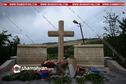 Նոյեմբերյանում օծվեց խաչքար-հուշարձան՝ նվիրված 44-օրյա պատերազմի հերոսներին․ shamshyan.com