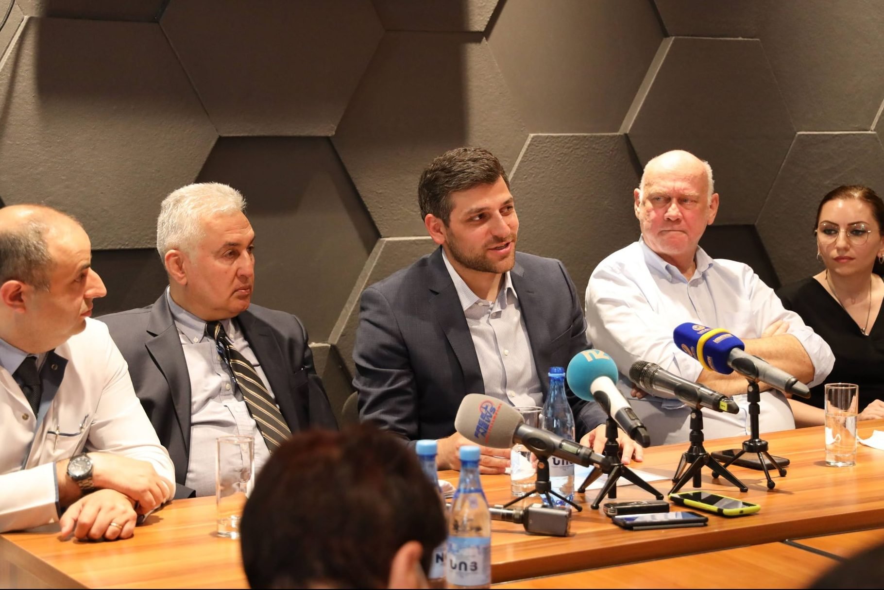 Հայաստանում առաջին անգամ կատարվել է ոսկրածուծի ալոգեն փոխպատվաստում․ ԱՆ