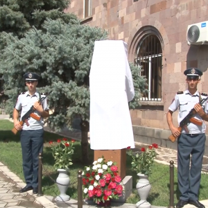 Զոհված ոստիկանների հիշատակը հավերժացնող հուշարձանի բացման արարողություն Արմավիրում․ Տեսանյութ