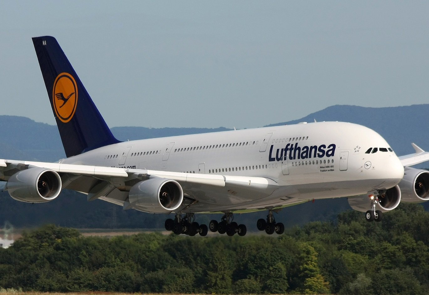 Lufthansa ավիաընկերությունը երկարատև դադարից հետո վերադառնում է Հայաստան