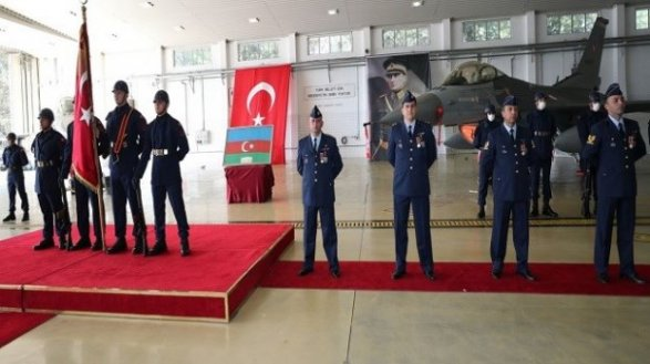 Ադրբեջանը պարգևատրել է Թուրքիայի ռազմական օդաչուներին. ևս մեկ ապացույց 44-օրյա պատերազմում Թուրքիայի մասնակցության մասին