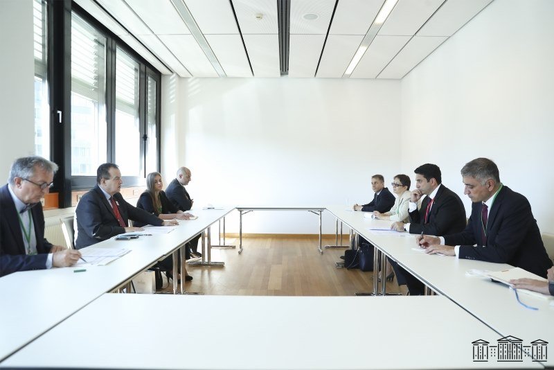 ՀՀ ԱԺ նախագահ Ալեն Սիմոնյանը Վիեննայում հանդիպեց Սերբիայի ԱԺ նախագահ Իվիցա Դաչիչի հետ