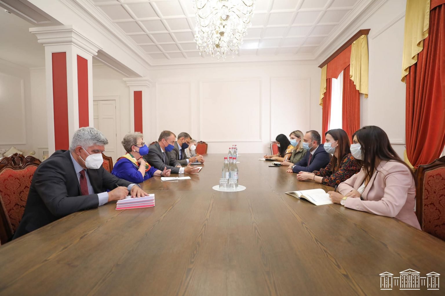 Էդուարդ Աղաջանյանը հանդիպել է ԵՄ հատուկ ներկայացուցիչ Տոյվո Կլաարի գլխավորած պատվիրակության հետ