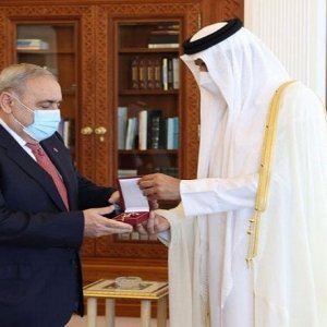 Կատարի էմիրը պարգևատրել է ՀՀ դեսպանին «Ալ Վաջբա» բարձրագույն շքանշանով