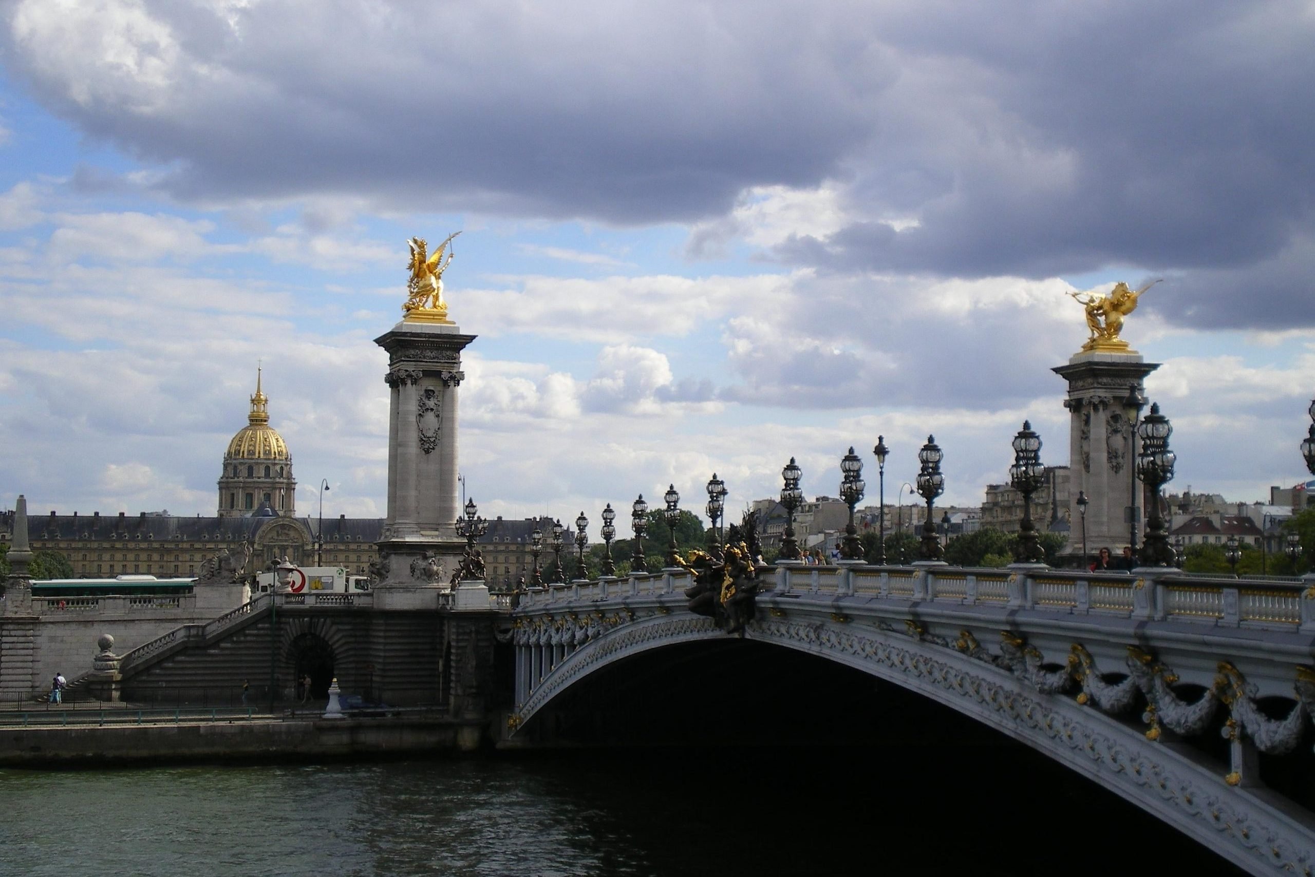 Հայաստանի անունով անվանակոչվեց Փարիզի սրտում գտնվող Ալմայի և Էնվալիդների կամուրջների միջև ընկած, Սենա գետին հարող ընդարձակ տարածքը․ Տեսանյութ