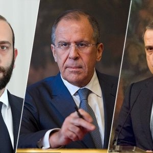 Հայաստանի, Ռուսաստանի ու Ադրբեջանի ԱԳ նախարարները հանդիպել են Մինսկում