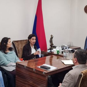 Արցախի ՄԻՊ-ը հանդիպել է Santé Arménie առողջապահական նախաձեռնության ներկայացուցիչների հետ