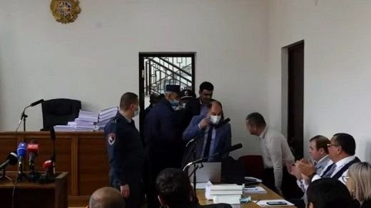 Առուշ Առուշանյանի գործով դատական նիստին ներկա են «Հայաստան» խմբակցության պատգամավորներ․ դատաքննությունը շարունակվում է