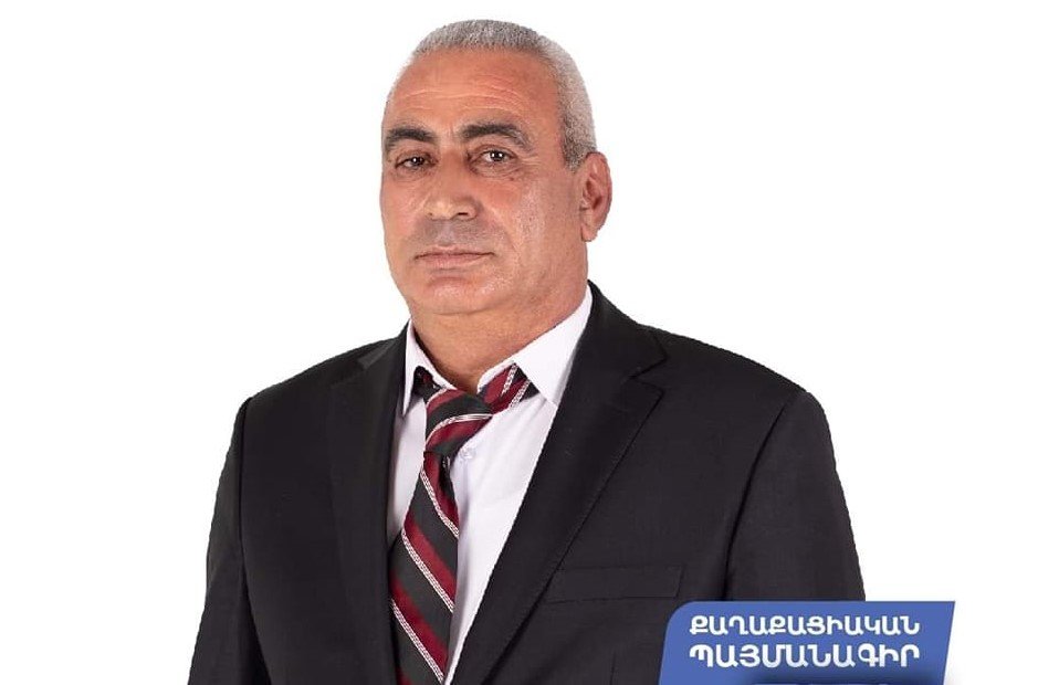 Մասիսի քաղաքապետի թեկնածու Սայեն Հայրապետյանն իր ծննդավայր Մարմարաշենում ներկայացրել է նախընտրական ծրագիրը