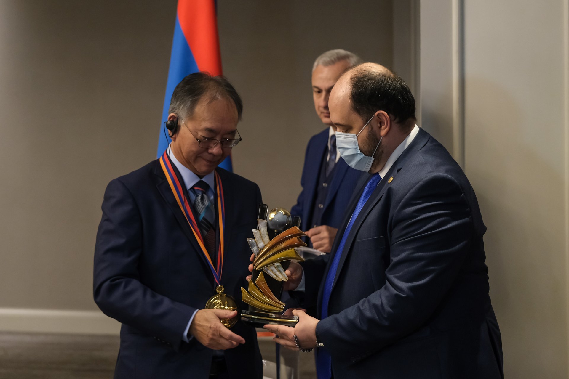 ՏՏ ոլորտում Հայաստանն ունի ասելիք և անելիք. Արայիկ Հարությունյանը հանձնել է  համաշխարհային ներդրման համար պետական մրցանակը
