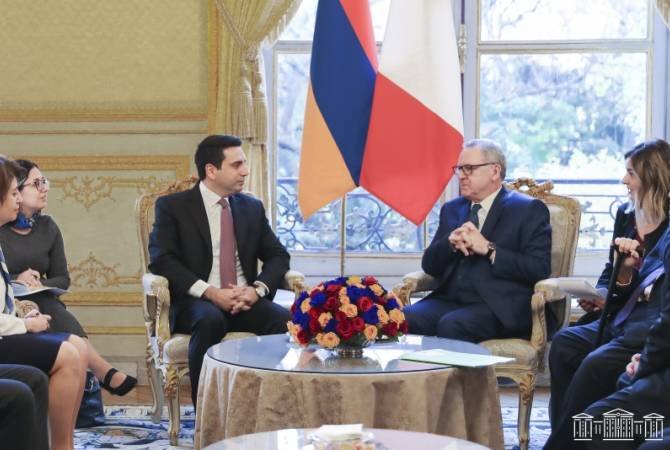 Հայաստանի և Ֆրանսիայի ԱԺ նախագահները քննարկել են Ադրբեջանի վերջին ագրեսիվ գործողությունները