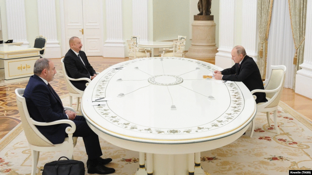 Կրեմլը հաղորդում է նոյեմբերի 26-ին ՌԴ նախաձեռնությամբ Պուտին, Փաշինյան, Ալիև հանդիպման մասին