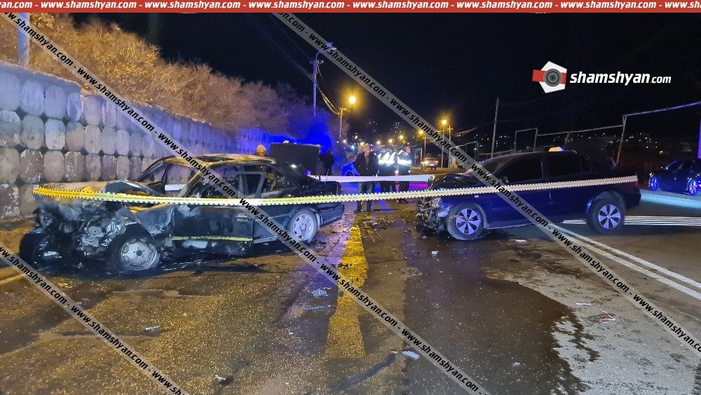 Խոշոր ավտովթար-հրդեհ՝ Երևանում. ճակատ-ճակատի են բախվել Mercedes-ն ու Opel-ը․ Shamshyan.com