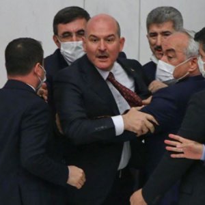 Reuters-ն անդրադարձել է Թուրքիայի խորհրդարանի ծեծկռտուքին