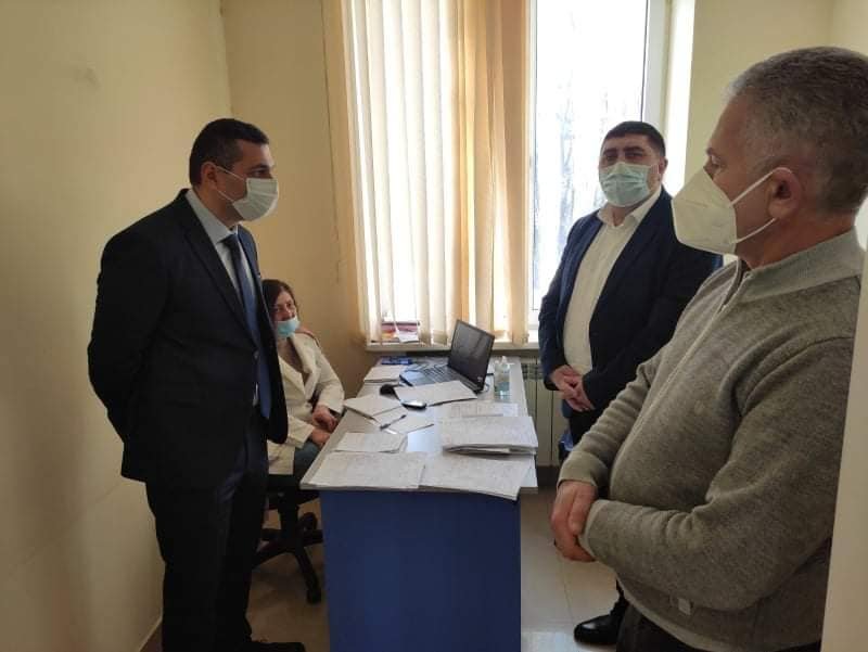 Առողջապահության նախարարի տեղակալներն այցելել են Արագածոտնի մարզի բուժհաստատություններ