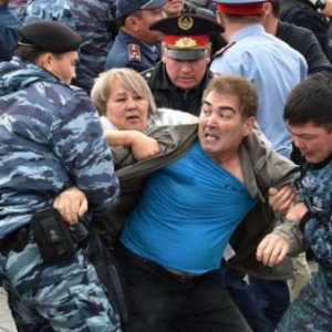 Ղազախստանում ձերբակալվածների թիվը հասել է 10 հազարի