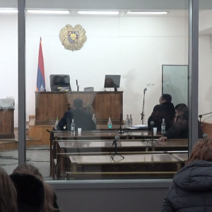 Մոտ կես մլրդ դրամի հափշտակության մեջ մեղադրվող Սերժ Սարգսյանի և մյուսների գործով դատական նիստը․ ուղիղ