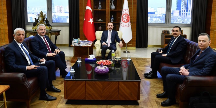 Կարսի ղեկավարությունը Թուրքիայի Առևտրի նախարարի հետ քննարկել է ՀՀ-ի հետ սահմանի բացումը