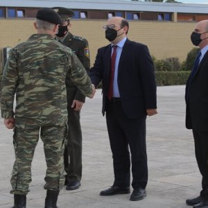 Հունաստանում ՀՀ դեսպանն այցելել է «Էվելպիդոն» ռազմական ուսումնական հաստատություն