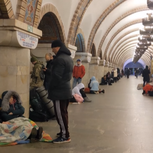 Կիևի բնակիչները պատսպարվել են մետրոյի կայարաններում. տեսանյութ