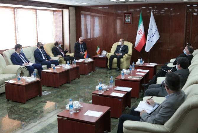 Դեսպան Ավագյանն Իրանի էներգետիկայի նախարարի հետ քննարկել է համագործակցության խորացման հարցեր