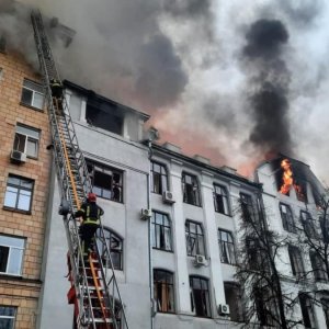 Խարկովի կենտրոնը կրկին հրետակոծության է ենթարկվել՝ այրվում են ոստիկանական բաժանմունքն ու համալսարանը