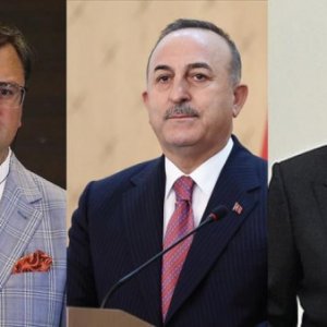 Անթալիայում սկսվել է Ռուսաստանի, Ուկրաինայի ու Թուրքիայի արտգործնախարարների եռակողմ հանդիպումը
