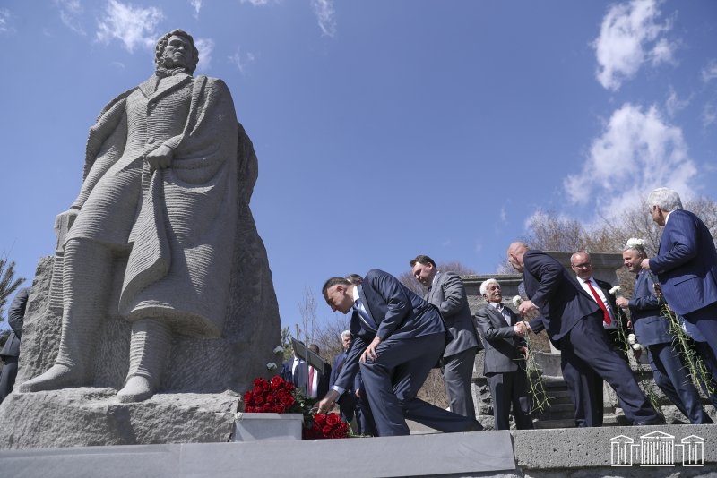 Հայաստանում Ալեքսանդր Պուշկինի արձանն է տեղադրվել․ բացման արարողությանը մասնակցել է ԱԺ փոխնախագահ Հակոբ Արշակյանը