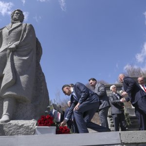 Հայաստանում Ալեքսանդր Պուշկինի արձանն է տեղադրվել․ բացման արարողությանը մասնակցել է ԱԺ փոխնախագահ Հակոբ Արշակյանը