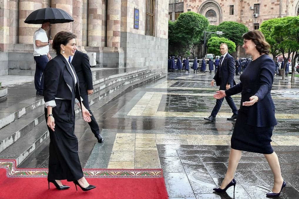 ՀՀ վարչապետի տիկին Աննա Հակոբյանը հյուրընկալել է Լիտվայի նախագահի տիկին Դիանա Նաուսեդիենեին