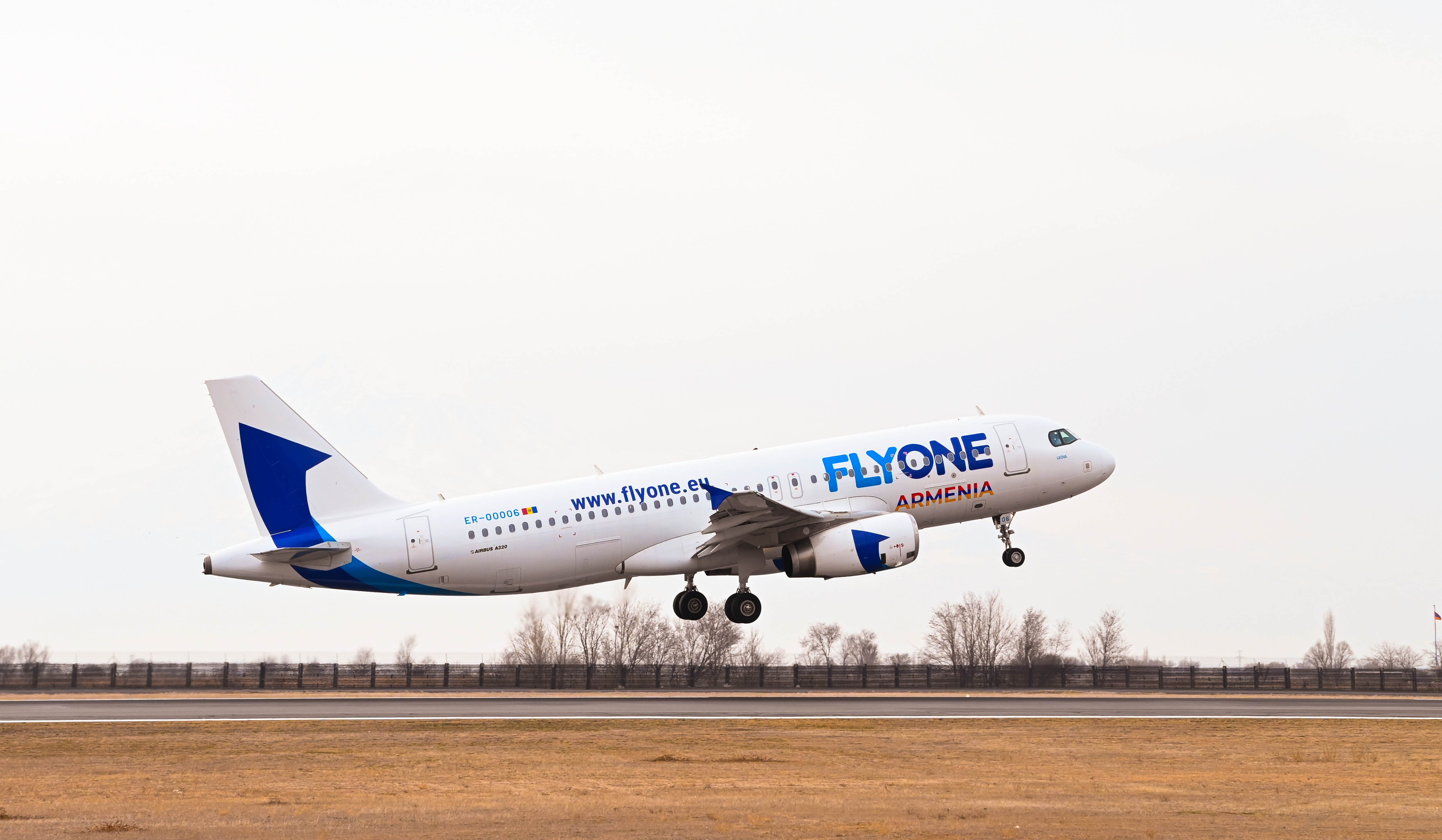 Flyone Armenia-ն վերսկսում է Երևան-Լիոն-Երևան և Երևան-Փարիզ-Երևան երթուղով կանոնավոր ուղիղ չվերթերը