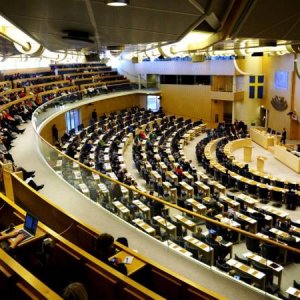 Շվեդիայի խորհրդարանը կառավարությունից պահանջել է դադարեցնել Ռուսաստանից նավթի և գազի ներկրումը