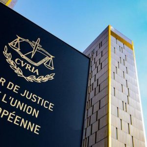 Ռուսաստանցի օլիգարխները ԵՄ դատարանում վիճարկում են իրենց դեմ պատժամիջոցները