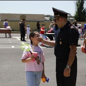 Երեխաների պաշտպանության օրվա առթիվ հունիսի 1-ին ՀՀ ՊՆ ռազմական ոստիկանությունում հյուրընկալվել են զինծառայողների երեխաները