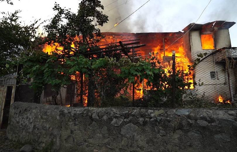 Խոշոր հրդեհ Արցախի Ասկերանի շրջանի Դահրավ համայնքում. այրվել է 4 բնակելի տուն