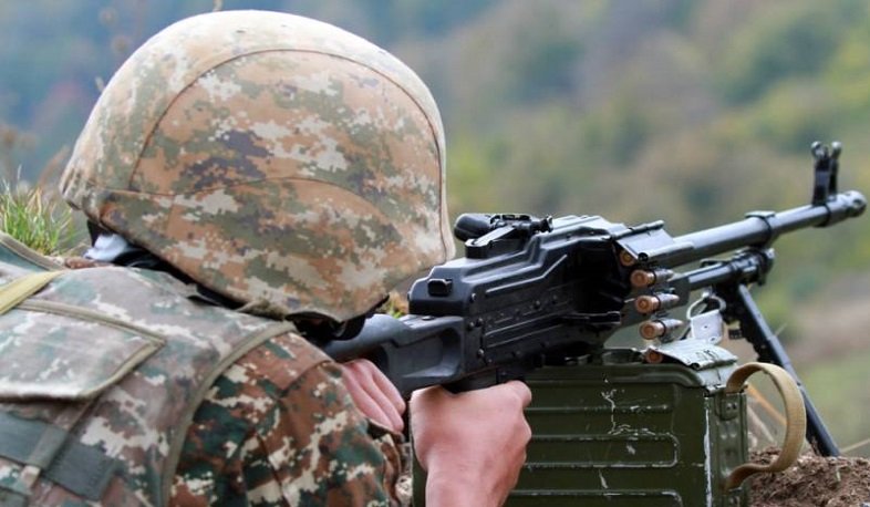 Ադրբեջանի ԶՈՒ ստորաբաժանումները տարբեր տրամաչափի հրաձգային զինատեսակներից կրակ են բացել հայ-ադրբեջանական սահմանի արևելյան հատվածում․ ՊՆ