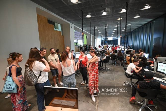 FemInno-ի օտարերկրյա հյուրերը հետաքրքրված են հայկական ՏՏ էկոհամակարգով․ նրանք ծանոթացան Թումո կենտրոնի գործունեությանը
