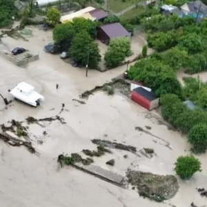 Սոչիում երկու ավերիչ ջրհեղեղներից հետո արտակարգ դրություն է հայտարարվել․ տեսանյութ