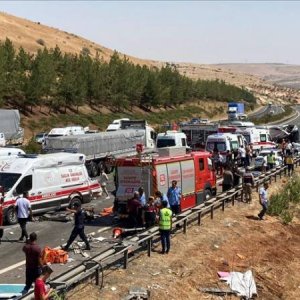 Թուրքիայում խոշոր ավտովթար է տեղի ունեցել. 15 մարդ մահացել է, 22-ը՝ վիրավորվել