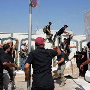 Իրաքում պարետային ժամ է հայտարարվել