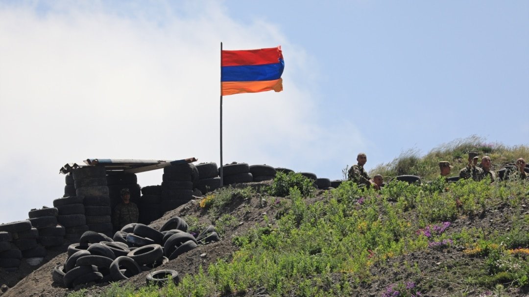 Ադրբեջանի ԶՈՒ-ն կրակ է բացել հայ-ադրբեջանական սահմանի արևելյան դիրքերի ուղղությամբ. ՊՆ
