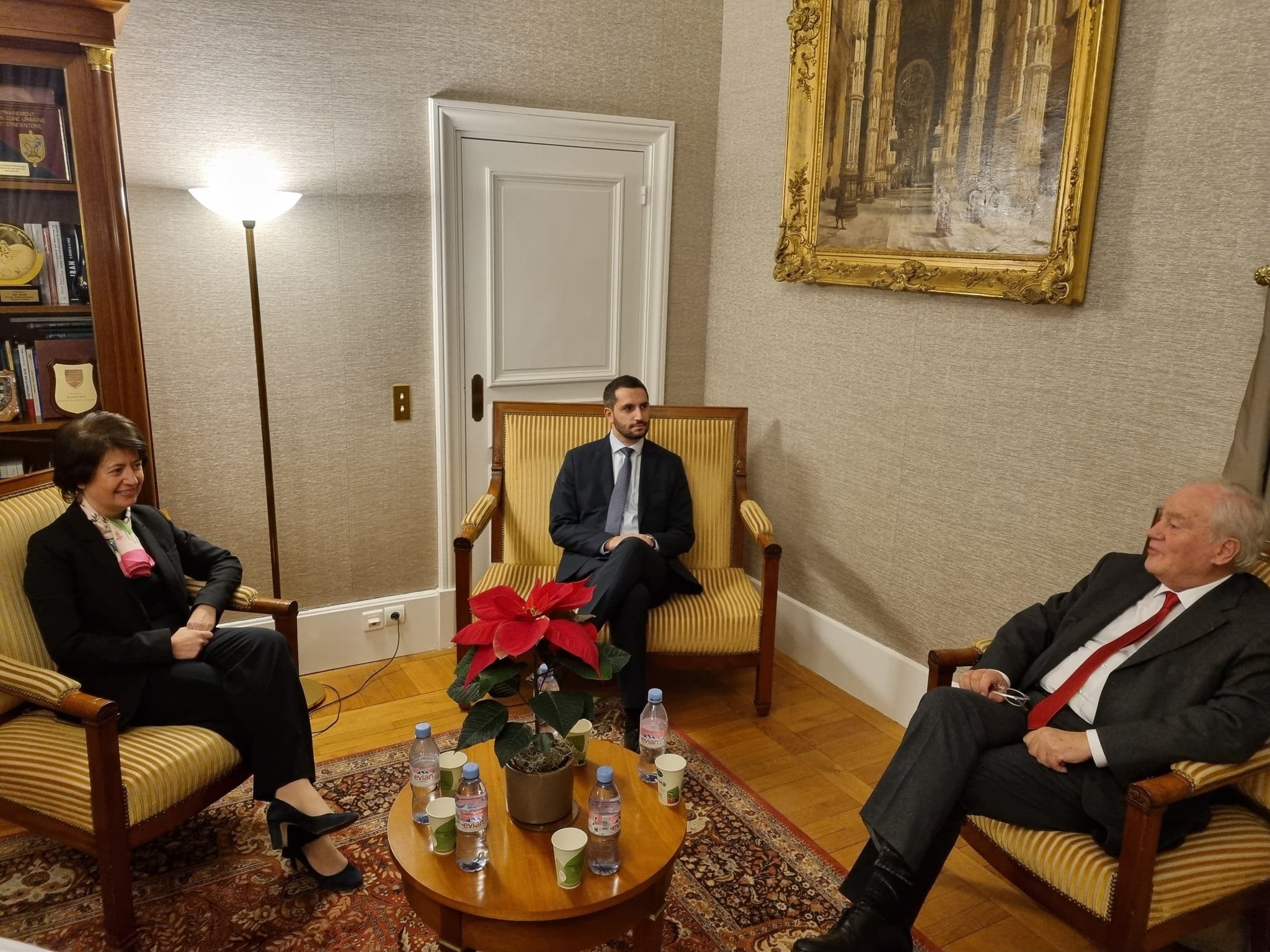 Ռուբեն Ռուբինյանը Փարիզում հանդիպել է Սենատի Արտաքին հարաբերությունների, պաշտպանության և զինված ուժերի մշտական հանձնաժողովի նախագահ Քրիստիան Կամբոնին