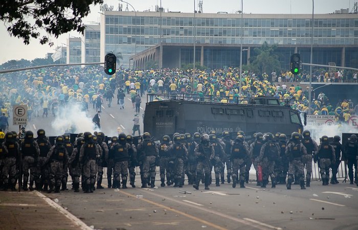 Բրազիլիայում ցուցարարները ներխուժել են երկրի խորհրդարան. Նախագահ Լուլա դա Սիլվան հրամայել է գործի դնել դաշնային ուժերը
