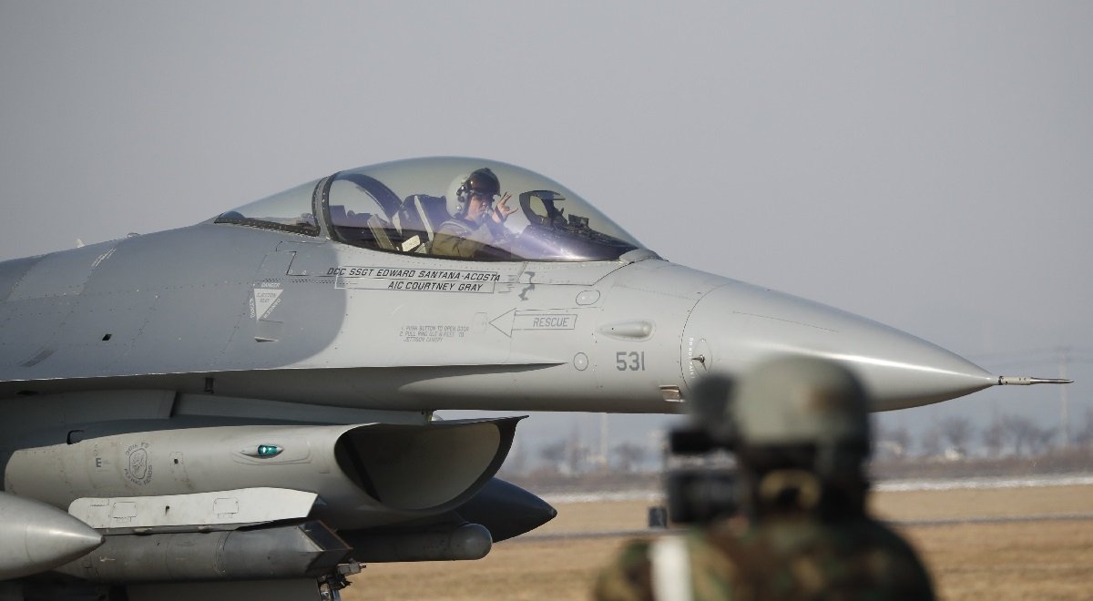 ԱՄՆ-ը Ուկրաինային չի մատակարարի F-16 կործանիչներ
