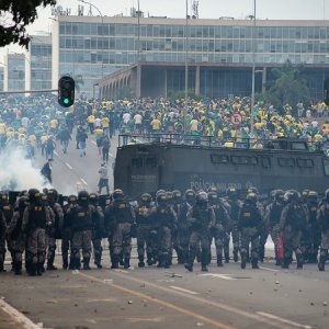 Բրազիլիայում ցուցարարները ներխուժել են երկրի խորհրդարան. Նախագահ Լուլա դա Սիլվան հրամայել է գործի դնել դաշնային ուժերը